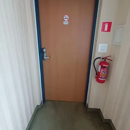 Apartment 10q - Z6 1004 Warsaw